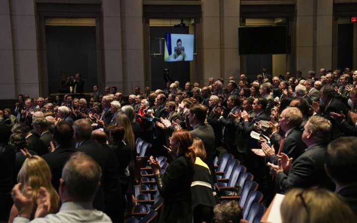 Демократи в Конгресі США пропонують збільшити на 6,8 млрд новий пакет допомоги Україні, – Reuters