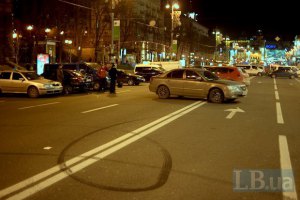 Милиция занялась блокированием дорог автомобилистами Евромайдана