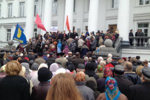 У Полтаві міліція і протестувальники уклали спілку