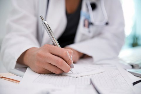 ​Для оформления электронного больничного пациенту необходимо прийти на прием к врачу, - Нацслужба здоровья