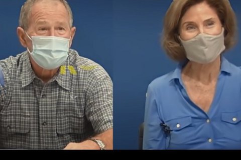 ​Четыре экс-президента США снялись в социальной рекламе вакцины против ковида