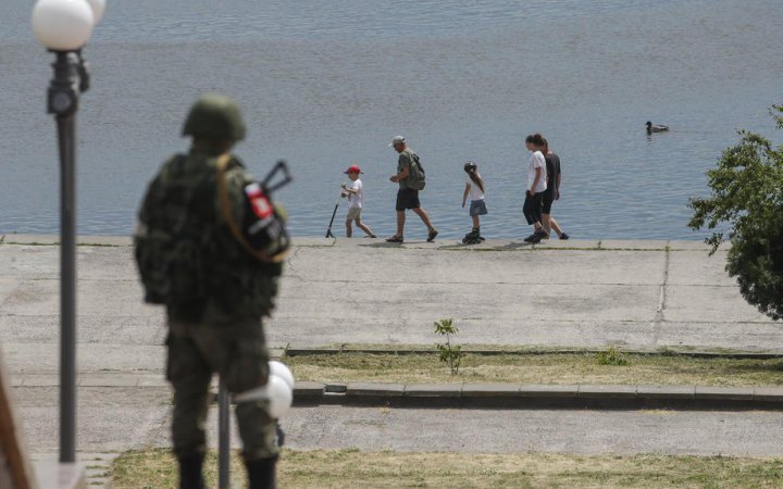 ​Окупанти на Херсонщині закликають жителів сплачувати їм за електроенергію