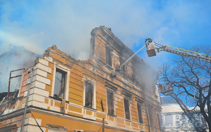 Через удар РФ по будівлі НАН у Києві постраждав екссекретар РНБО Володимир Горбулін