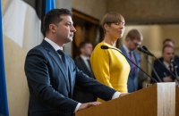 Зеленский исключил разворот внешней политики после заявлений Коломойского