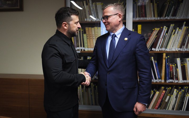 Зеленський обговорив із Премʼєр-міністром Фінляндії оборонну підтрику України
