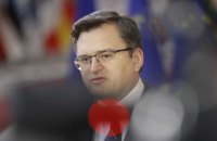 Кулеба для несогласных отключить Россию от SWIFT: кровь невинных украинских мужчин, женщин и детей будет и на их руках 