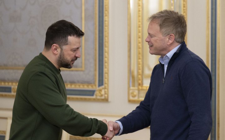 Глава Міноборони Британії прибув до Києва. Із Зеленським обговорили посилення української ППО і далекобійну зброю 