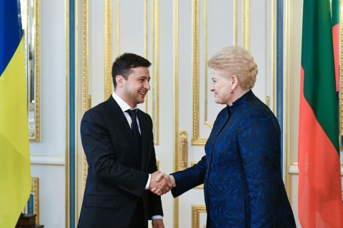 Зеленский обсудил с Грибаускайте движение Украины на пути к членству в ЕС и НАТО 