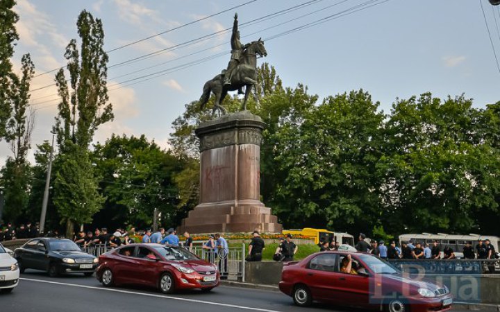 Мінкультури чекає від київської влади визначення місця для перенесення пам’ятника Щорсу, - Ткаченко