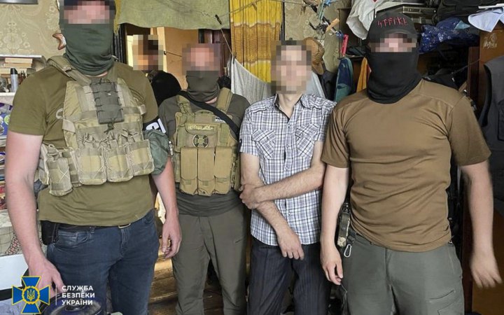 СБУ затримала коригувальника ворожих обстрілів по Харківщині