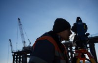 На Чернігівщині за унікальною технологією будують найдовший міст через Десну