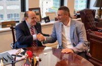 Адвокат Трампа назвав Кличка "яскравим світлом у відносній темряві"