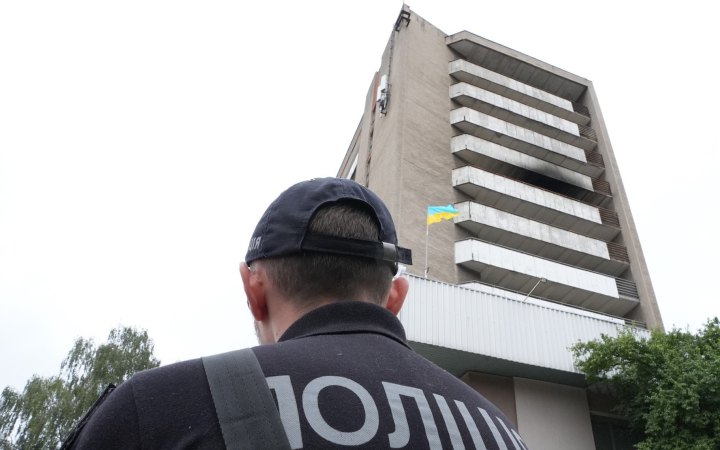 У львівському готелі виникла пожежа через батарею електроскутера, яку заряджали у номері