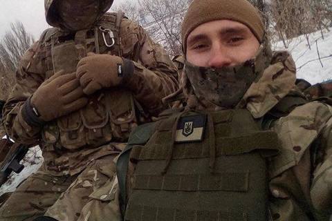 В больнице умер раненый на Донбассе боец "Азова"