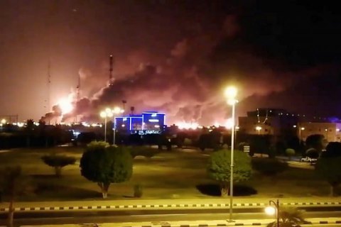 Саудовская Аравия готова расценить нападение на Saudi Aramco как акт войны
