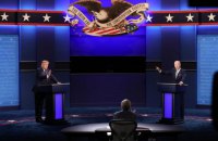 Рейтинги Трампа і Байдена майже зрівнялися у ключовому штаті