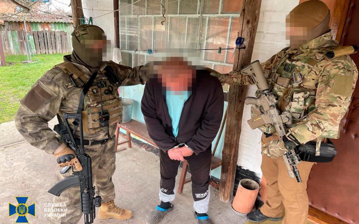 СБУ затримала зловмисників, які виманювали гроші з бійців ЗСУ та їхніх сімей