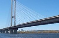 Киевские мосты через Днепр обследуют под водой