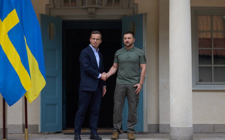 Зеленський обговорив з прем’єром Швеції ППО для України