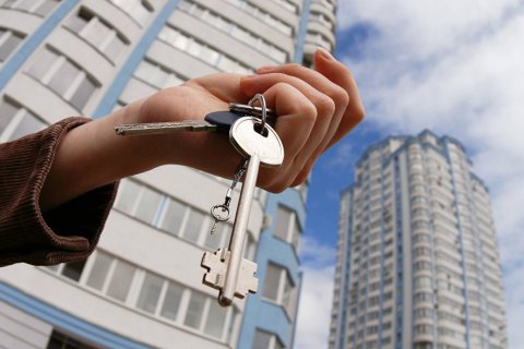В Киеве задержали аферистку за продажу двух чужих квартир