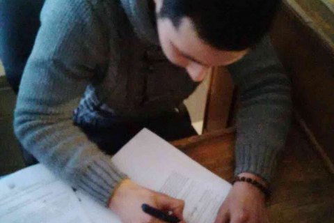 ​В Одесской области помощник судьи за взятки затягивал принятие решений до истечения срока давности