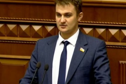 Нардеп "Слуги народа" Брагарь вступился за водителя, который отказал девушкам выключить российский сериал в автобусе