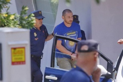 Освобождение сына Черновецкого не означает прекращения дела, - юрист
