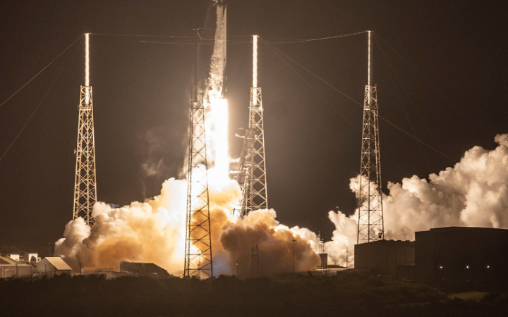 Компанія Ілона Маска вивела на орбіту ще 52 супутники Starlink 