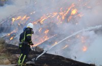 Від російських обстрілів у Миколаєві загорілись склади із зерновим шротом, - Сенкевич