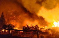 РФ вночі вдарила по готелю в Харківській області