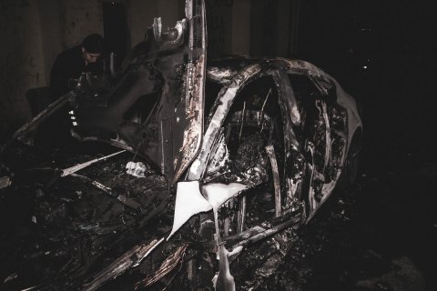Дело о поджоге автомобиля семьи Гонтаревой забрали у киевской полиции