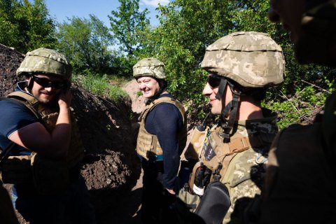 Порошенко анонсував допомогу ще одній бригаді в зоні АТО