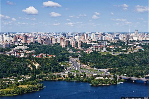 В Киеве наступило метеорологическое лето