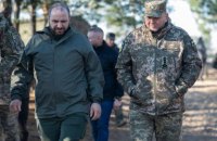 Умєров повідомив про рішення змінити керівництво ЗСУ