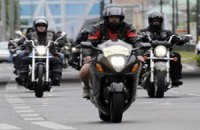 Езда на мотоцикле приводит к потере слуха