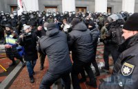 Одна з постраждалих на мітингу ФОПів отримала переломи передпліччя і трьох ребер