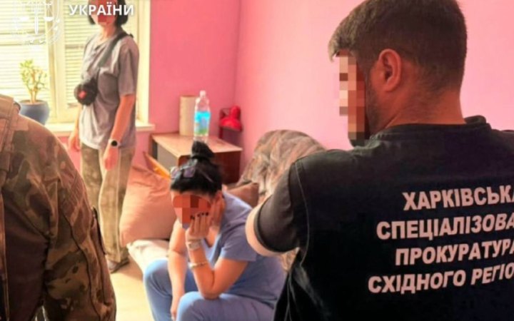Лікарку ВЛК підозрюють в оформленні фіктивної вагітності для звільнення військовослужбовиці зі служби