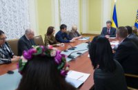 Порошенко анонсував удосконалення закону про переселенців