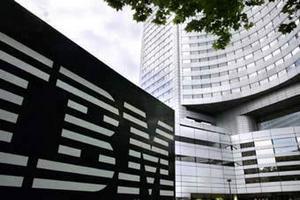 IBM впервые с 1996 года обошла Microsoft по капитализации