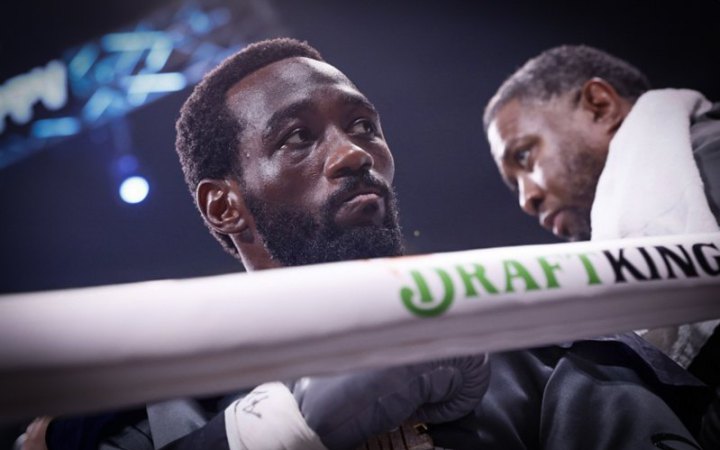 The Ring скинув Усика з "Олімпа" рейтингу боксерів поза категорією