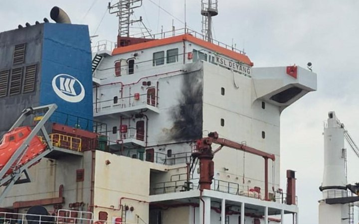 Росія пошкодила в Чорному морі два судна, зокрема – з громадянами Китаю