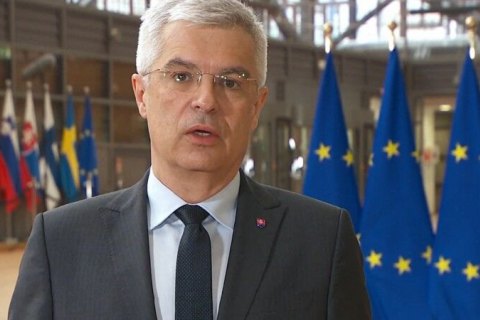  У Словаччині прокоментували вандалізм на будівлі консульства країни у Харкові 