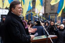 Янукович: коррупция в одесских портах уничтожает бизнес