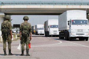 Российский гумконвой стоит в Ростове