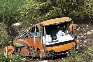 В Непале в 600-метровую бездну упал пассажирский автобус