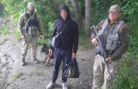 ​Прикордонники затримали чоловіка, який плив по Дунаю до Румунії на надувній подушці 