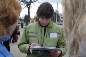 Объединенная оппозиция опережает ПР лишь на 0,3%, - опрос