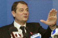 Экс-генпрокурор Васильев добился ареста активов Нусенкиса в России