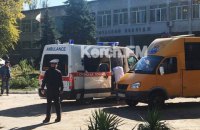 Выживший при теракте в Керчи студент утверждает, что стрелков было двое 