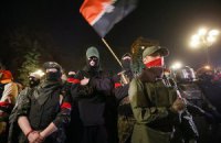 "Правый сектор" угрожает Порошенко походом на Киев
